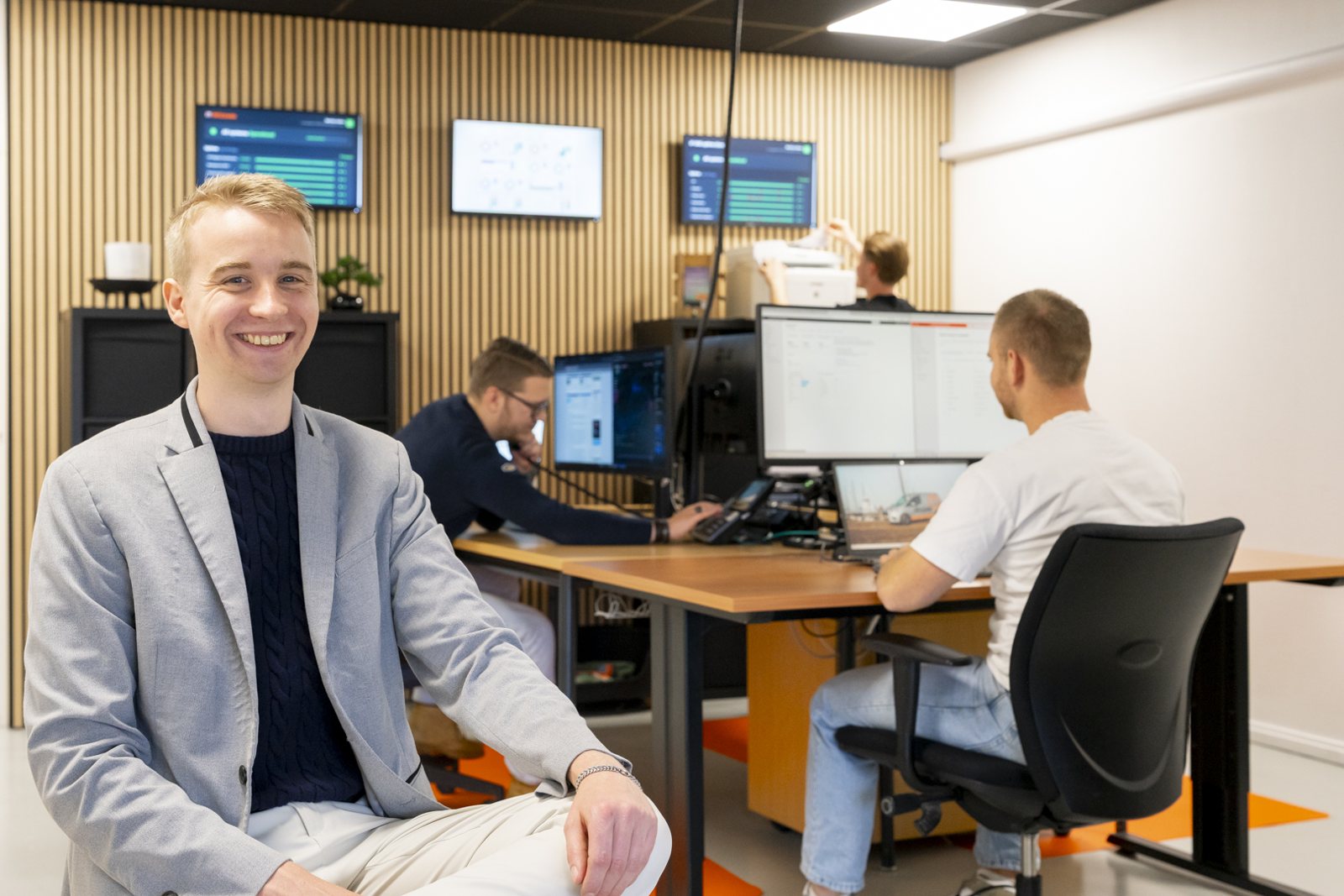 Collega van IT-Wizzard op kantoor in Harlingen